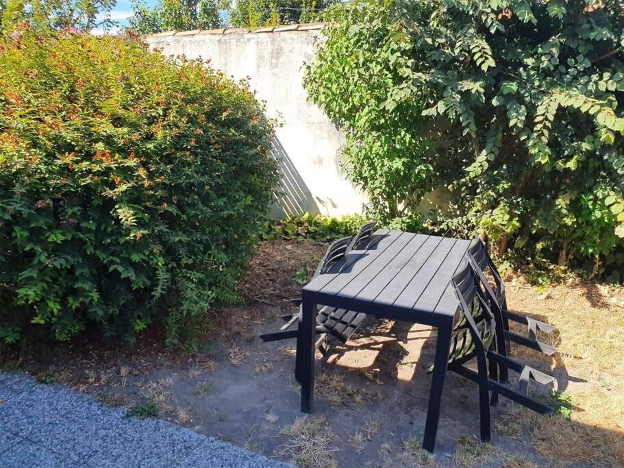 Appartement Centre Ville Au Calme Jardin Et Parking Public 라로셸 외부 사진